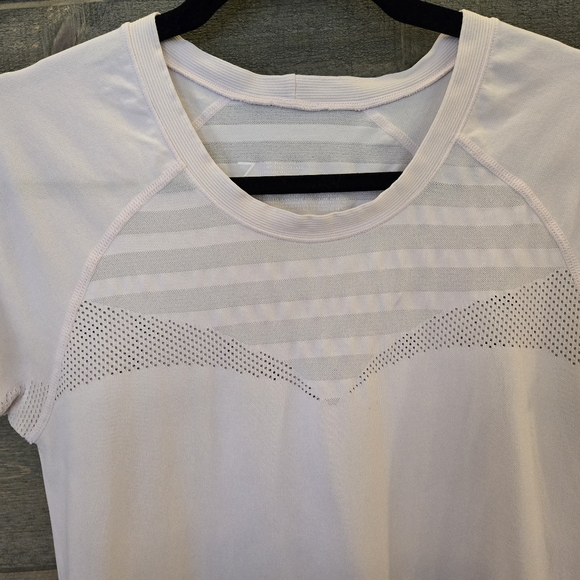 Z by Zella Activewear Shirt - Size Medium Light Pink - Picture 3 of 9